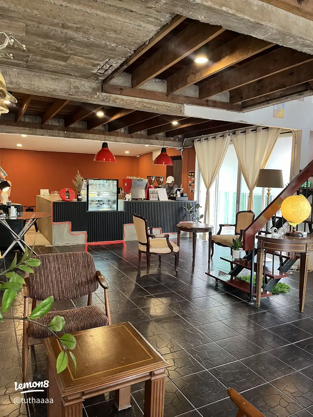 House No.19 Cafe